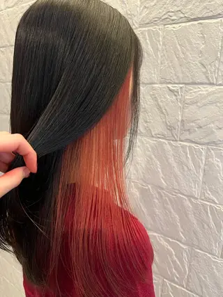 ロング カラー IVERA(旧 :  Lucia[ルシア])所属・有澤 茉唯のマツエク・マツパデザイン