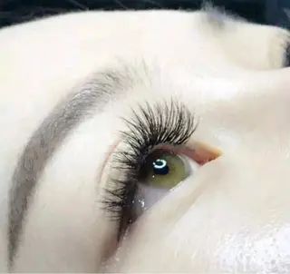 マツエク・マツパ Naka Rieのネイルデザイン