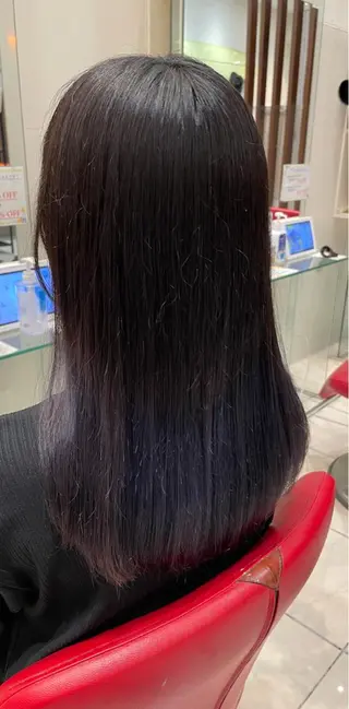 ロング カラー 平岡 成介のヘアスタイル