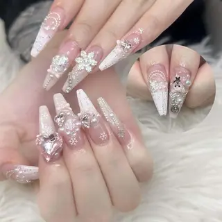 ネイル ゴテゴテ ネイルのネイルデザイン