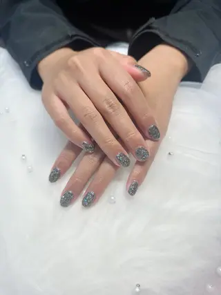 ネイル ★RISA★ 伊勢崎 【KARAT】のネイルデザイン