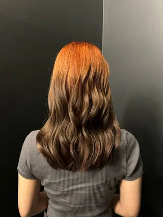 カラー AYUMI/ブリーチ モデル募集中🌻🐝のヘアスタイル