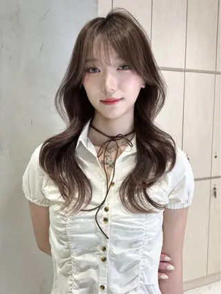 ミディアム 大宮韓国ハッシュ🪽 GLROWseriのヘアスタイル