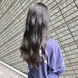 カラー N° jillva ♦️川端裕司♦️のヘアスタイル