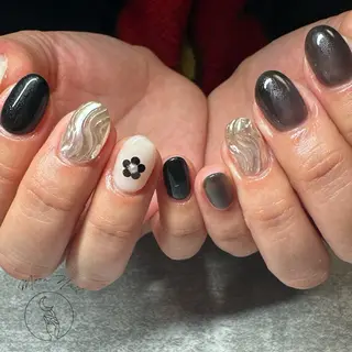 ネイル Moon  Nail /栄　大須のネイルデザイン