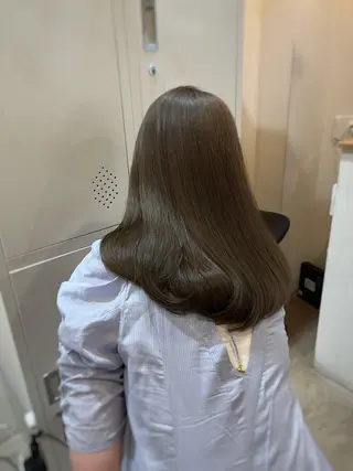 セミロング カラー CLOVE所属・下石怜子/レイヤー/ 透明感カラーのヘアスタイル