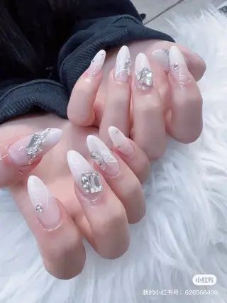 ネイル 菲菲ネイルサロン所属・FJ ネイルサロンのネイルデザイン