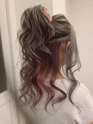 ロング カラー ケアブリーチ&シール エクステの店和田翔莉のヘアスタイル