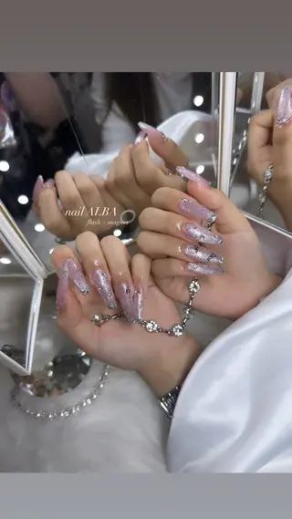 ネイル 加納 莉音のネイルデザイン