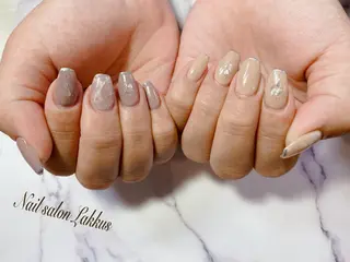 ネイル Lakkus T－CHIのネイルデザイン