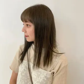 セミロング カラー レイフィールド観光通り店所属・Ryo ⭐︎のヘアスタイル