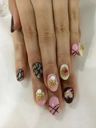 ネイル 💎🐰 saki. m 🐰💎のネイルデザイン