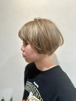 ショート カラー アメイジングヘアー 千歳店　福嶋のヘアスタイル