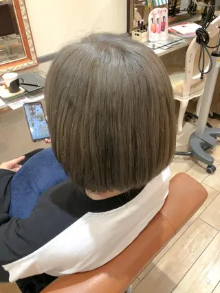 ミディアム カラー un所属・un 溝の口 伊豆本のマツエク・マツパデザイン