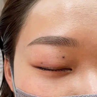 アイブロウ まつ毛、眉毛 専門店🎀🐻のマツエク・マツパデザイン