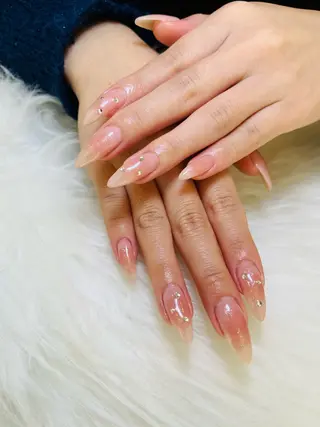 ロング 大田 香林のネイルデザイン