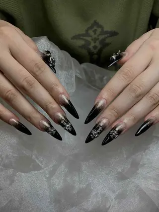 ネイル Iconic所属・Iconic Nailのネイルデザイン