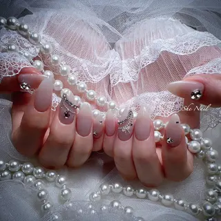 ネイル She   Nail所属・ISA_ BELLAのネイルデザイン