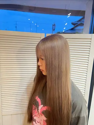 ロング GLITTER赤塚店所属・GLITTER ハイ トーン🎀北野佑季のヘアスタイル