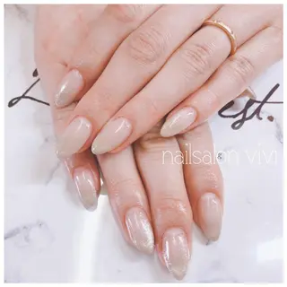 ネイル ＶＩＶＩ nailsalonのネイルデザイン