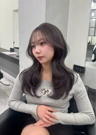 ロング レイヤー・ブリーチ kiyotoshiのヘアスタイル