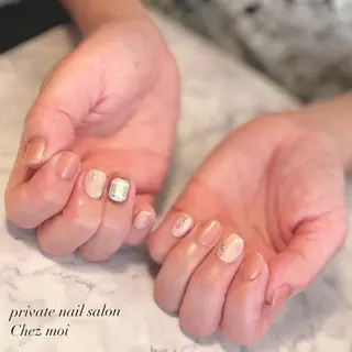 ネイル KOMINE TOMOKOのネイルデザイン