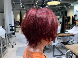 ショート ツイスパ・波巻き 🩵片平和香奈のヘアスタイル