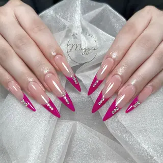 ネイル Maggie Nail🦩のネイルデザイン