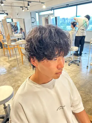 ショート パーマ メンズ become men's hair 名駅店所属・名駅/フェザーパーマ 韓国ヘア/森岡のヘアスタイル