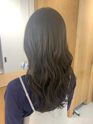 ロング カラー 片桐 美海のヘアスタイル