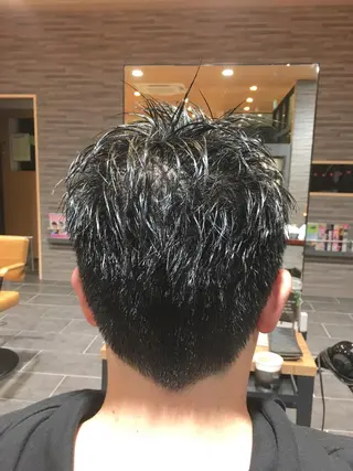 ショート メンズ 吉村 周馬のヘアスタイル