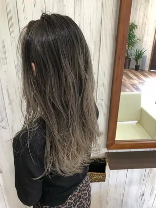 ロング カラー Gemini所属・hairsolon Geminiのヘアスタイル