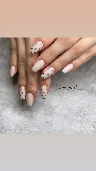 ネイル est nail所属・永山 芽生子のネイルデザイン