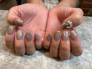 ネイル 佐藤  悠子のネイルデザイン