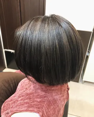 カラー ショートボブ✨️ 池田芽生のヘアスタイル