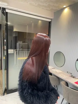 ロング RAF Sakuraのヘアスタイル