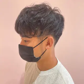 メンズ レイヤーカット/ ハイトーンchimiのヘアスタイル