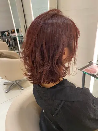 ミディアム カラー 石田 優菜のヘアスタイル