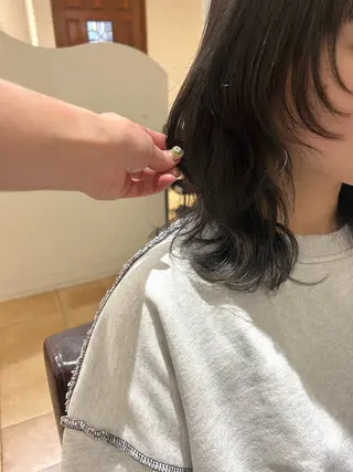 ミディアム カラー 🥀韓国ヘア🥀 宮津真菜のヘアスタイル