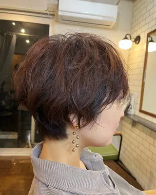 ショート カラー ショートウルフ💚 レイヤー/井上翔のヘアスタイル