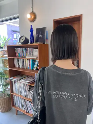 ショート 石川 実咲のヘアスタイル