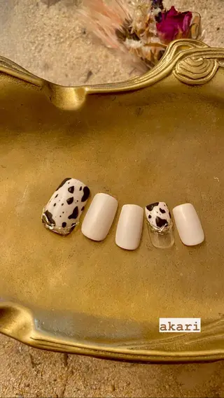 ネイル Amber21.所属・Nagahama Akariのネイルデザイン