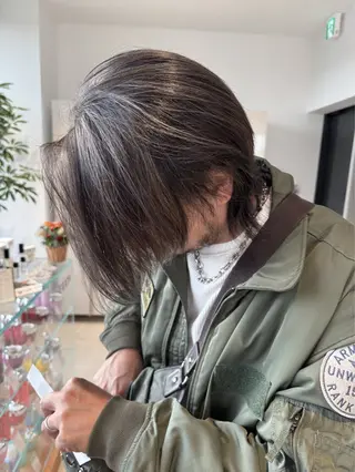 ショート カラー ELEN 向ヶ丘遊園のヘアスタイル