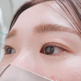 マツエク・マツパ 曲がる縮毛矯正 LIBER 　岩名のヘアスタイル