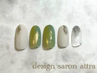 ネイル 根津 綾子のネイルデザイン