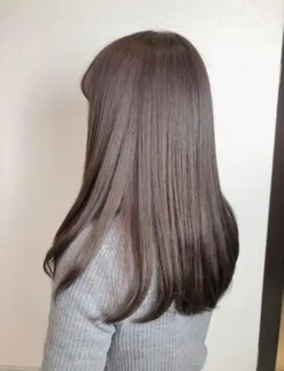 ロング tomoka 推しカラーのヘアスタイル