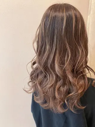 セミロング カラー パーマ ヘアアレンジ SALOWIN天神大名店所属・羽エクステ/スリム タッキ/kodaiのヘアスタイル