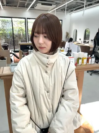 ショート カラー ヘアアレンジ esu 心斎橋店所属・ena/ブリーチなし 心斎橋・ベージュ🎀のヘアスタイル