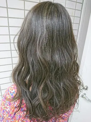 ミディアム カラー ヘアアレンジ 遠藤 拓馬のヘアスタイル