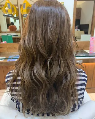 ロング レイヤーカット・ 縮毛矯正 星野のヘアスタイル